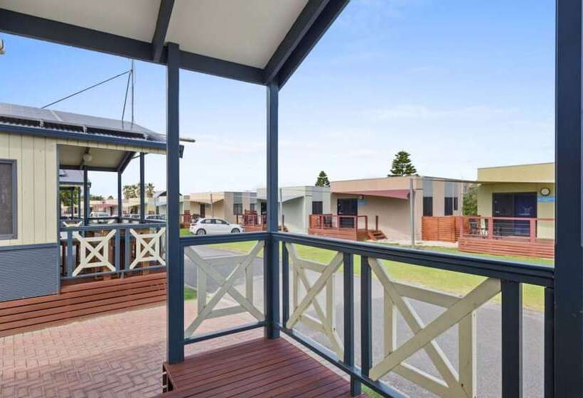 کلبه سوپریور, Discovery Parks  Adelaide Beachfront