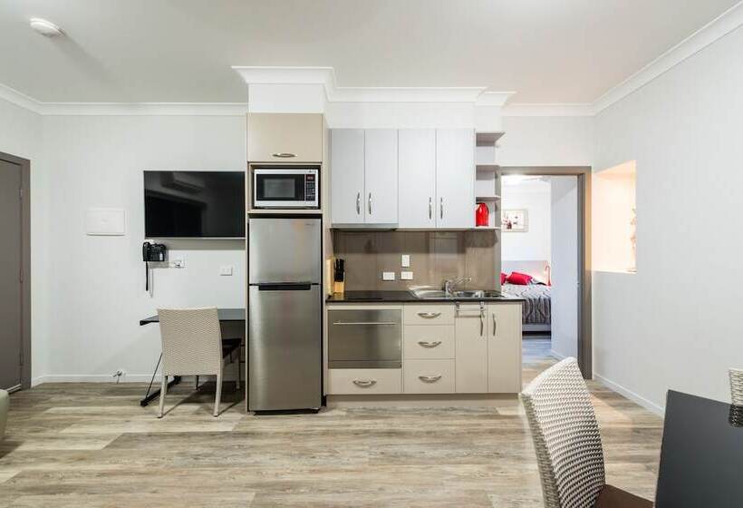 2침실 패밀리 아파트, Athena Motel Apartments