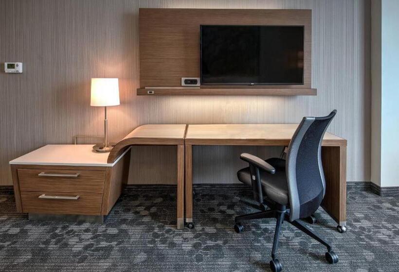 Quarto Executivo Cama Queen, Courtyard By Marriott Kansas City Downtown/convention Center