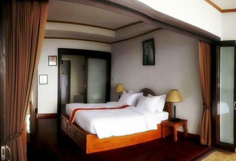 Номер Superior, Lipa Bay Resort
