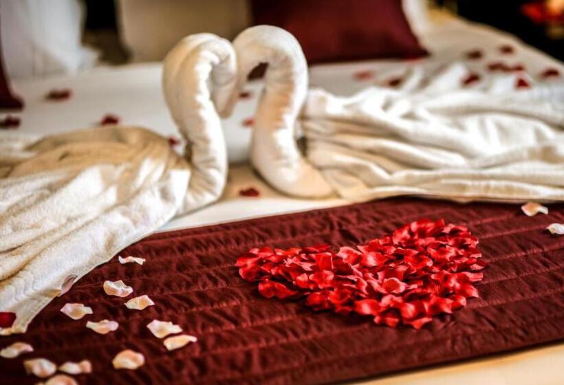 Deluxe Kamer, Grand Sapphire Hotel & Banqueting