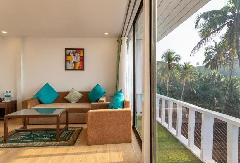 디럭스 스위트, Antares Beach Resort, Vagator
