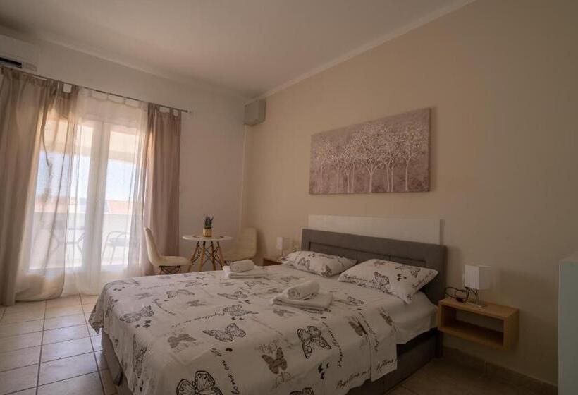 Студия Стандарт Вид на Море, Apartments & Rooms Petra