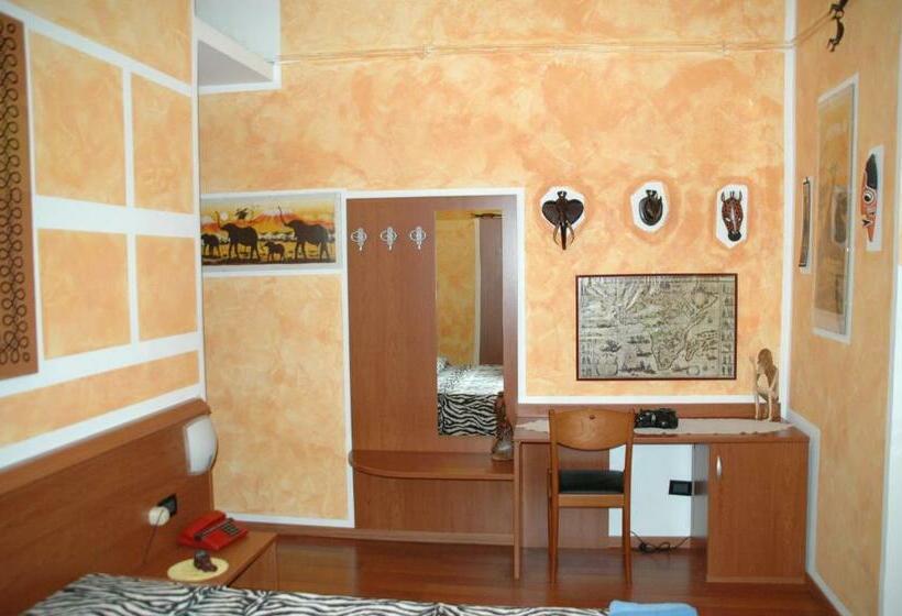 اتاق استاندارد, Albergo Astro