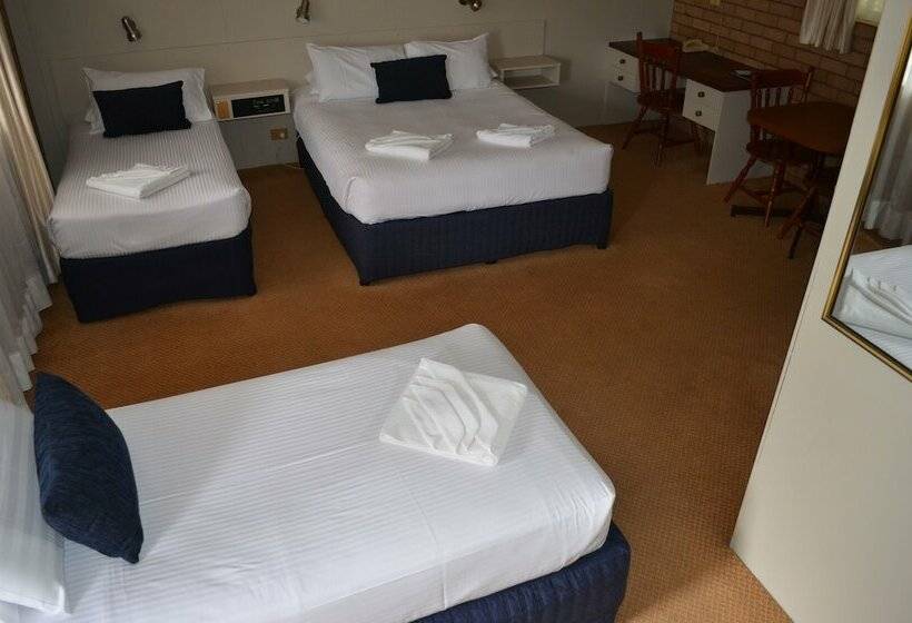 Семейный Номер, Deer Park Motor Inn Armidale