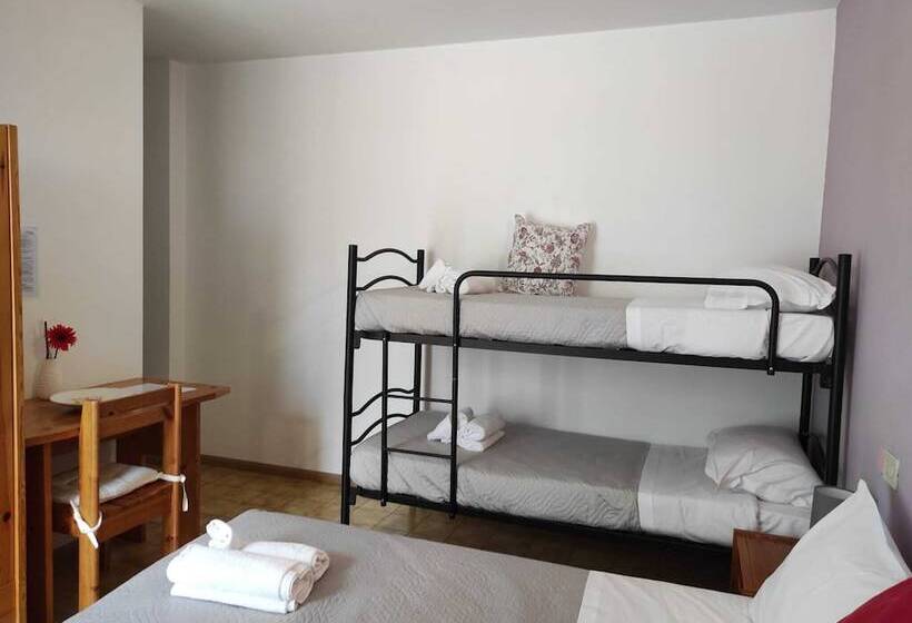 4인용 스탠다드 룸, Albergo Stella D Italia