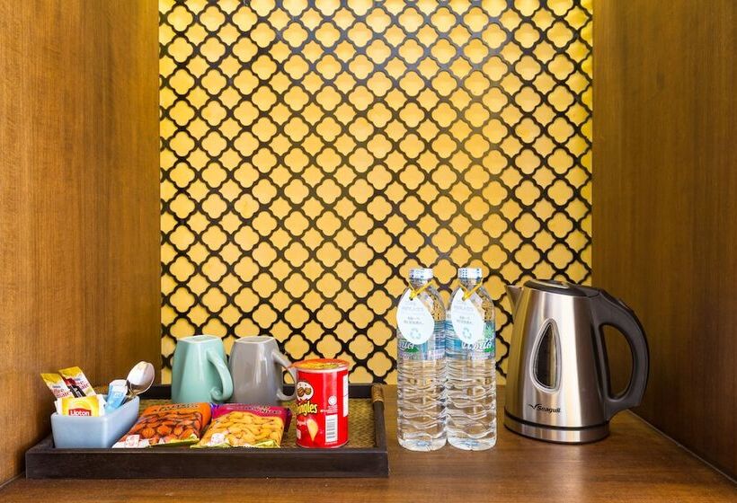 اتاق لوکس با تخت بزرگ, Coriacea Beachfront Boutique Phuket Resort   Sha Plus