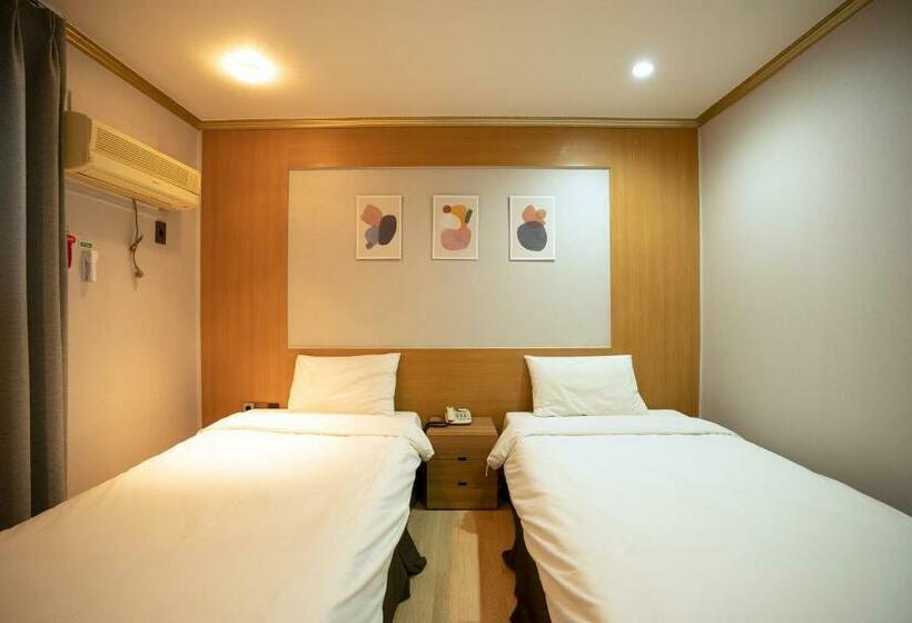 Номер Стандарт, Jeju Stay