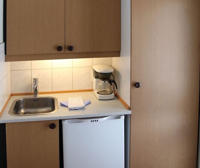 Номер Basic, Motel Apartments