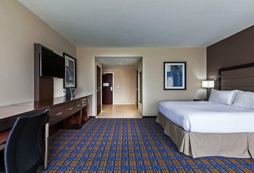 Номер Стандарт Кровать Кинг Адаптированный для Инвалидов, Clarion Hotel The Colony   Plano West