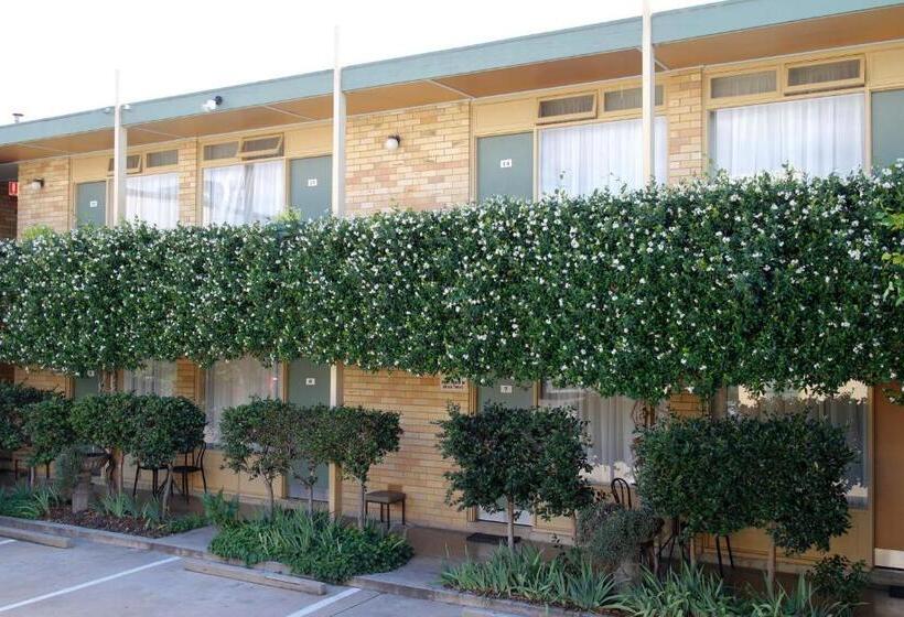 스탠다드 트리플 룸, Mid City Motor Inn Queanbeyan