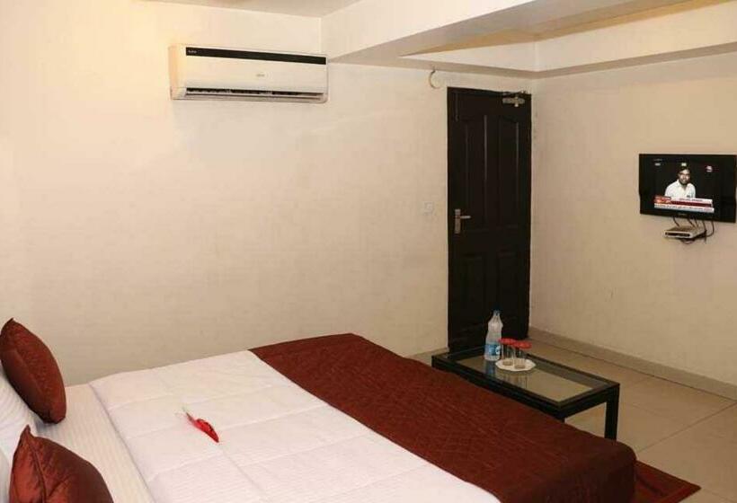 Трехместный Номер Классика, Flagship Hotel A Grand Inn