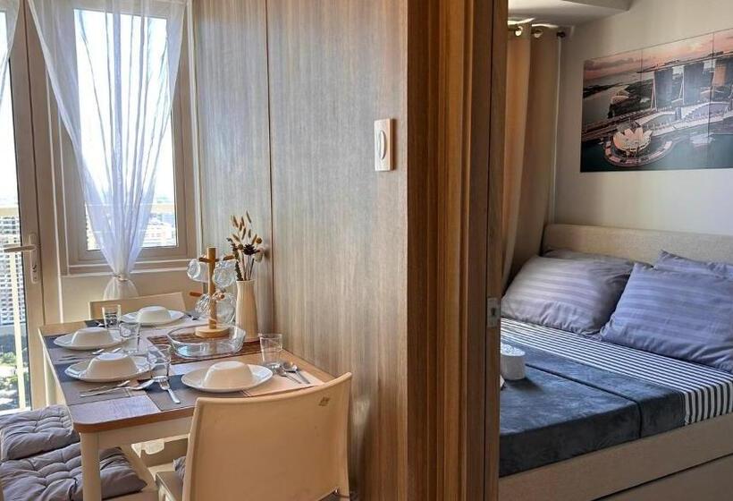 استودیوی استاندارد, 3729 Smdc Coast Residences