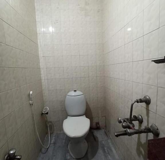 Номер Deluxe, Grand Tower Chennai