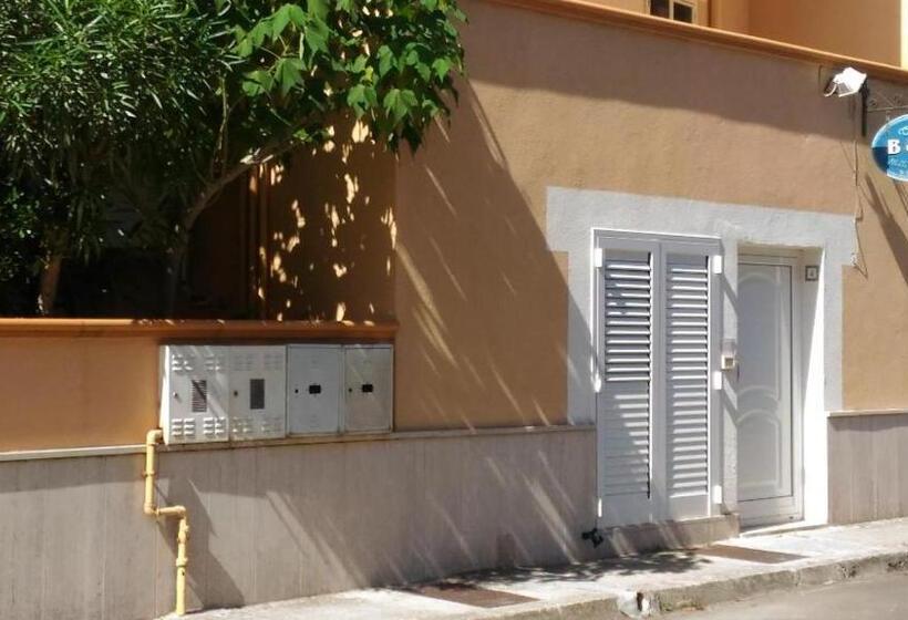 اتاق استاندارد, B&b Marebello