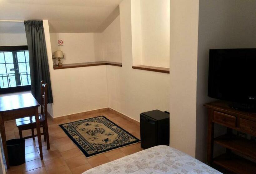 Quarto Estandar Individual, Luna
