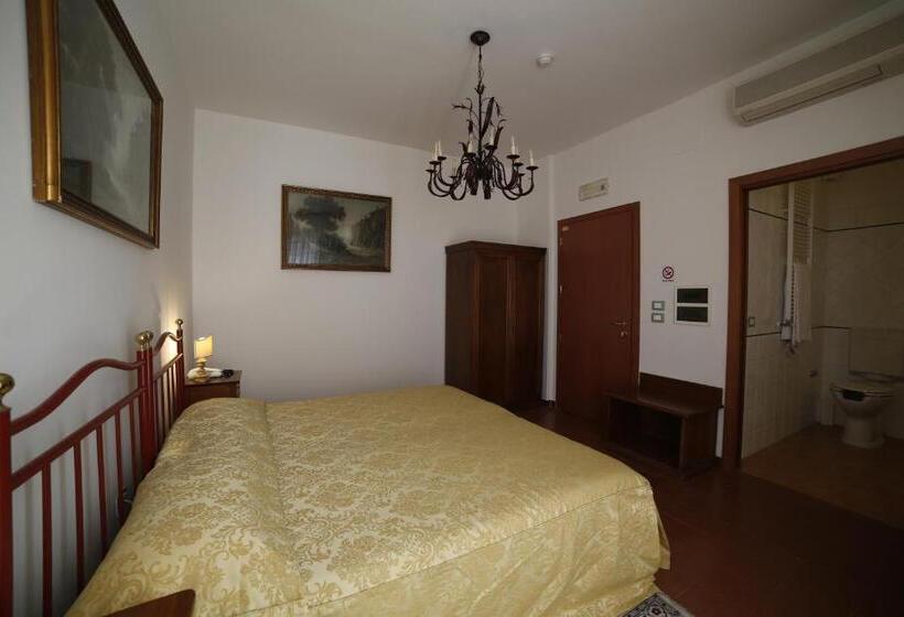Quarto Estandar, Luna