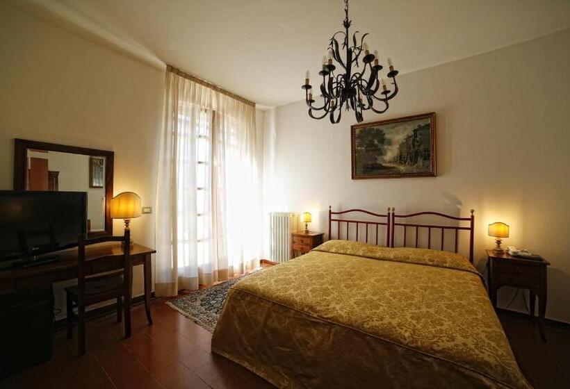 Quarto Triplo Estandar, Luna