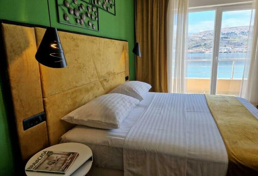 Standard Room Sea View with Balcony, Boutique Villa Revelin