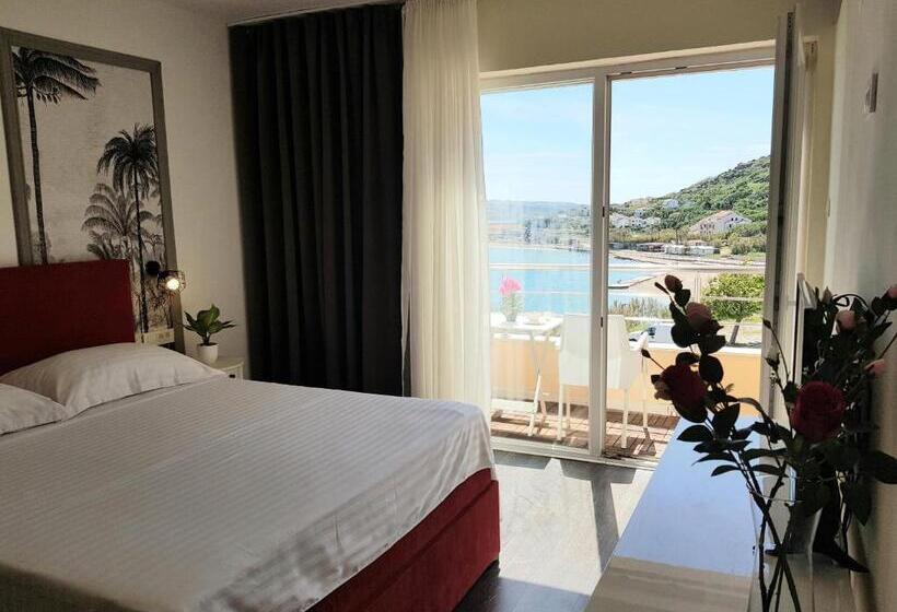 Comfort Room, Boutique Villa Revelin