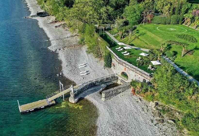 Полулюкс Вид на Озеро, Villa Lario Resort Mandello