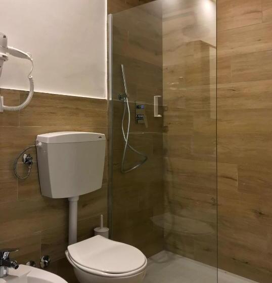 Четырехместный Номер Superior, Eraora Hotel Village