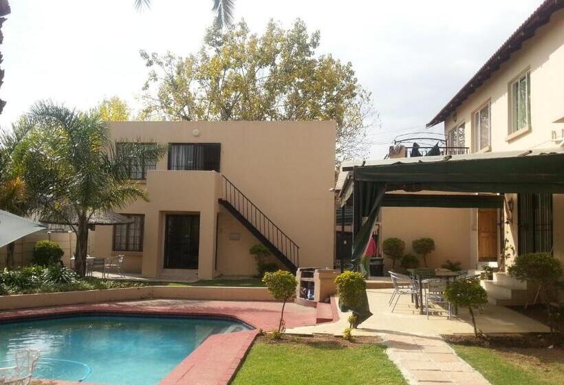 스탠다드 룸, Louhallas Accommodation