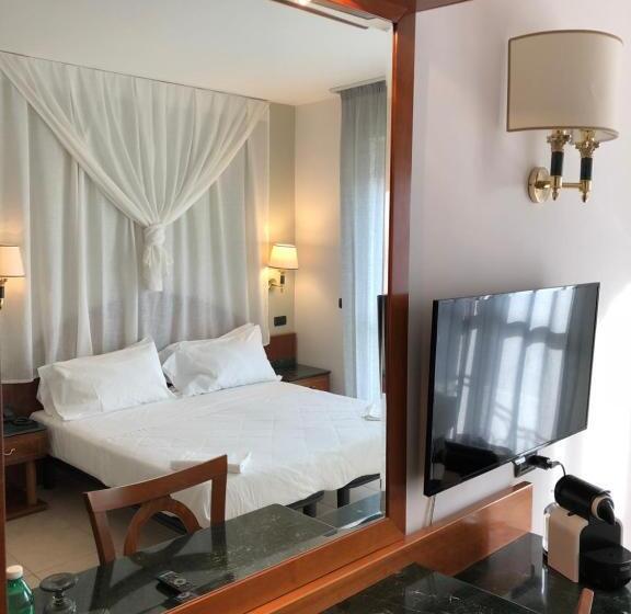 Номер Стандарт с Балконом, Ariae Dépendance   Alihotels