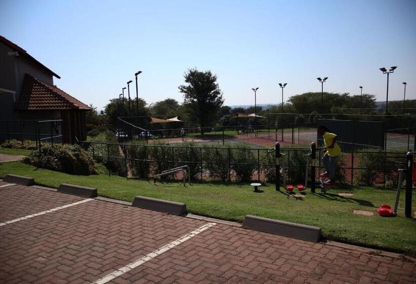 Номер Стандарт, Mind Body Soul Guesthouse On Featherbrooke Estate, Krugersdorp, South Africa