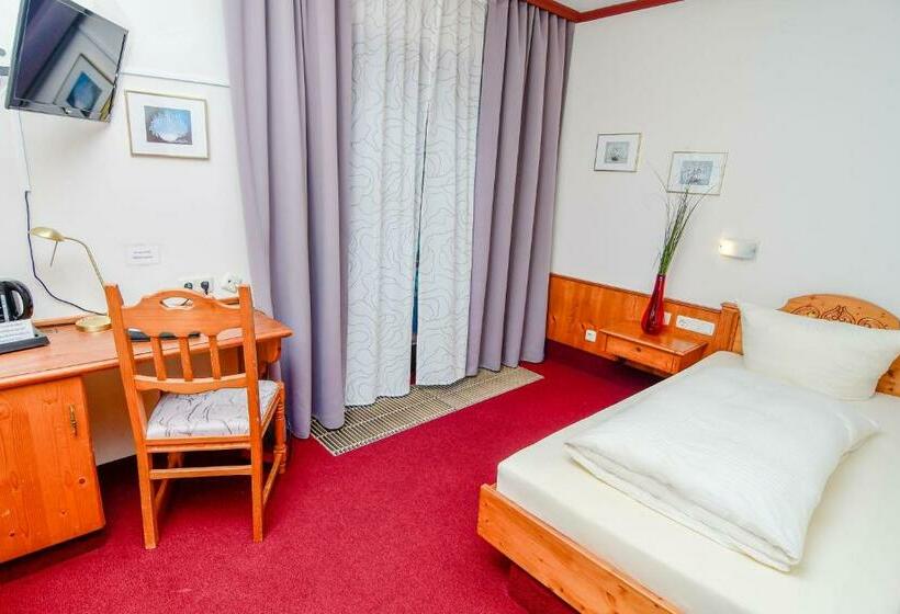Quarto Estandar Individual, Gastehaus Engelgasse Herzogenaurach