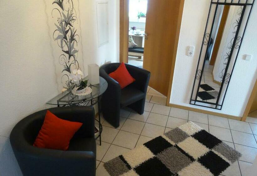 آپارتمان 1 خوابه با بالکن, Pension Und Apartment Landhaus Fricke