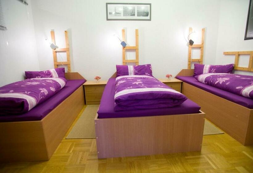 Номер Стандарт Трехместный, Zimmer Weiss