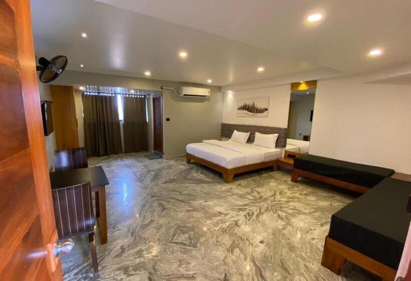 سوییت اجرایی, Luxe Inn