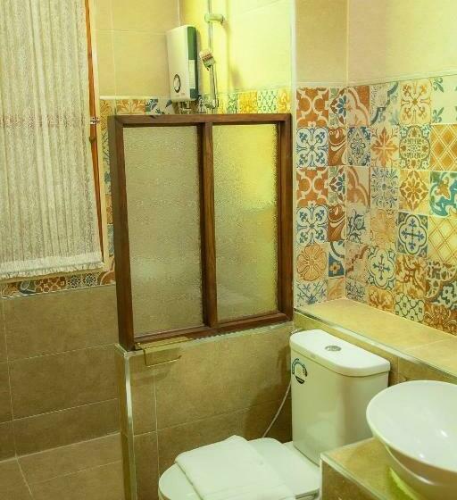اتاق استاندارد, บ้านกิจเสรี