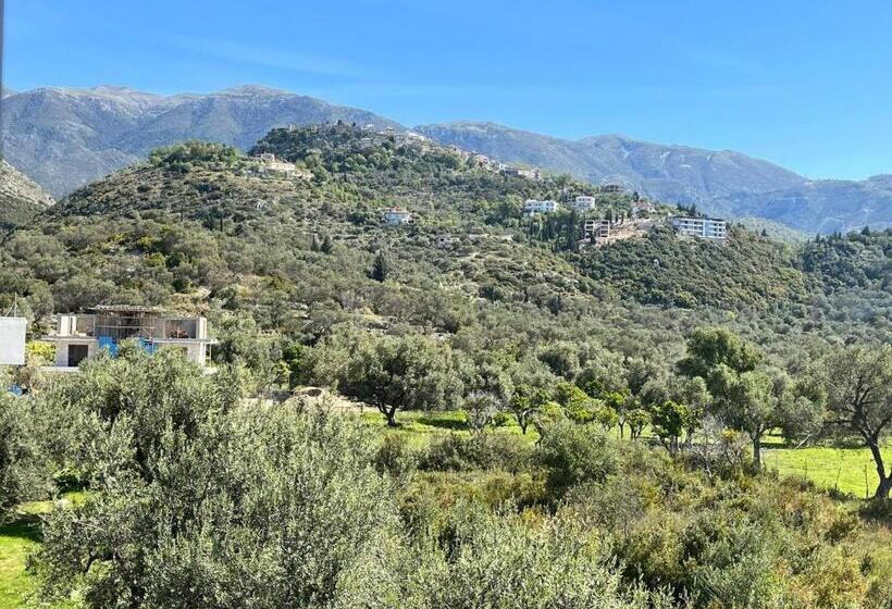 اتاق استاندارد سه تخته با چشم‌انداز, Vila Melina