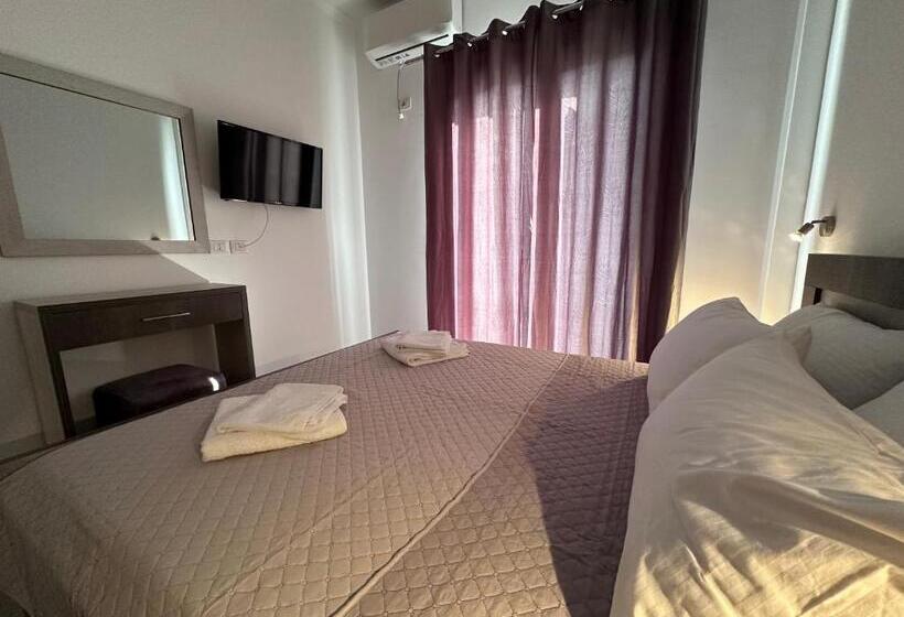 اتاق لوکس خانوادگی, Vila Melina