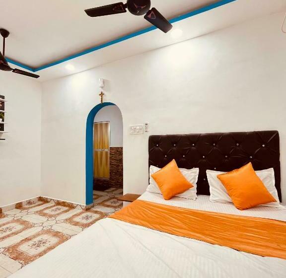 Family Suite, Yash Deep   100 Meter Calangute Beach