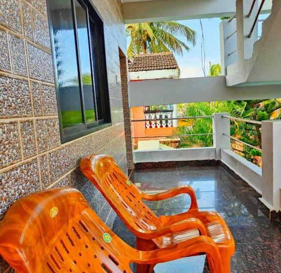 Студия Стандарт, Yash Deep   100 Meter Calangute Beach