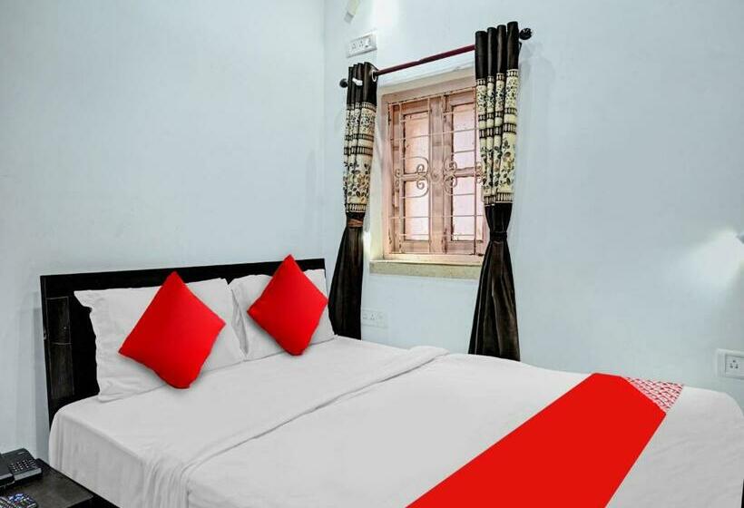 חדר קלאסי לשלושה, Oyo Flagship 81208 Laxmi Guest House Jadavpur