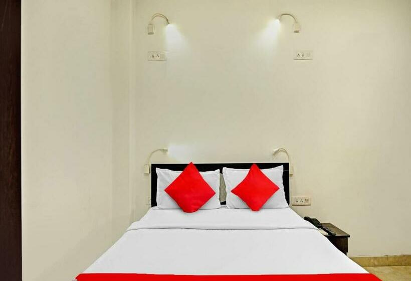 חדר קלאסי לשלושה, Oyo Flagship 81208 Laxmi Guest House Jadavpur