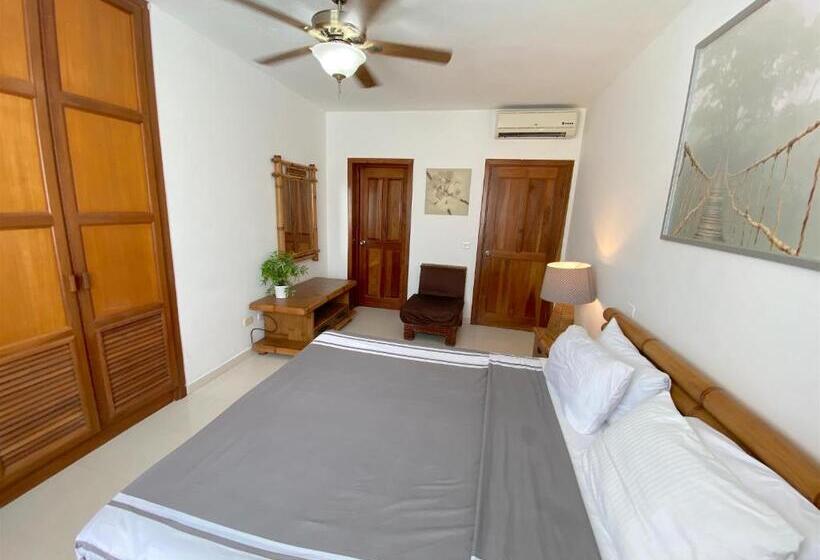1 Bedroom Penthouse Apartment, Los Corales Villas And Suites   Beach Club, Spa, Restaurants