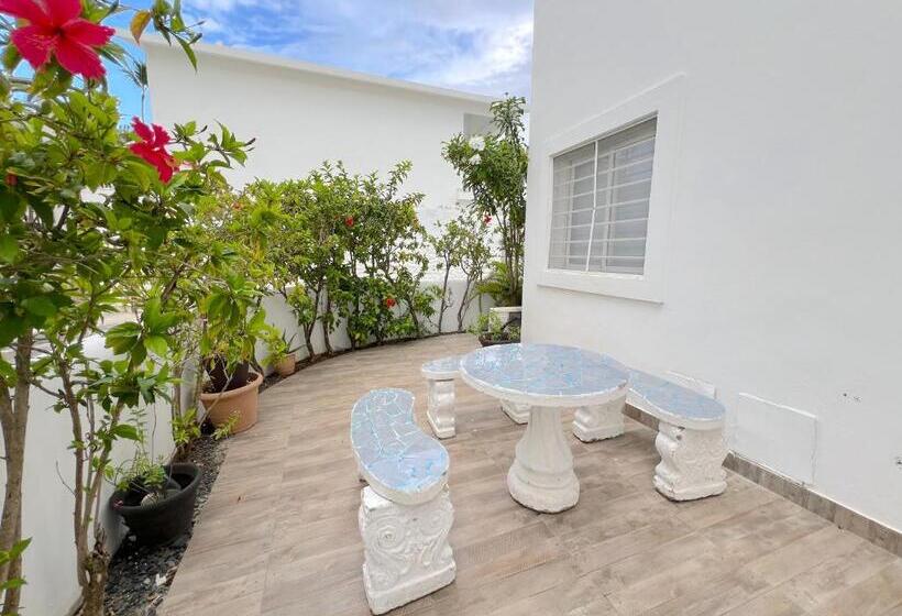 سوئیت جونیور با چشم‌انداز باغ, Los Corales Villas And Suites   Beach Club, Spa, Restaurants