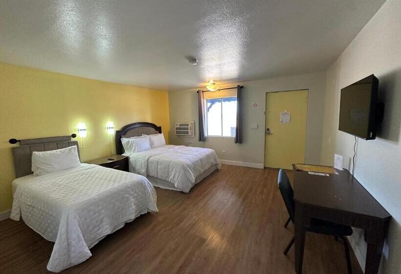 스탠다드 트리플 룸, Moapa Motel