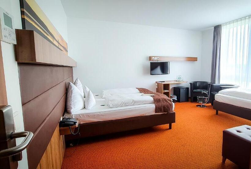 Трехместный Номер Классика, Lagovida Das Ferienresort Am Störmthaler See
