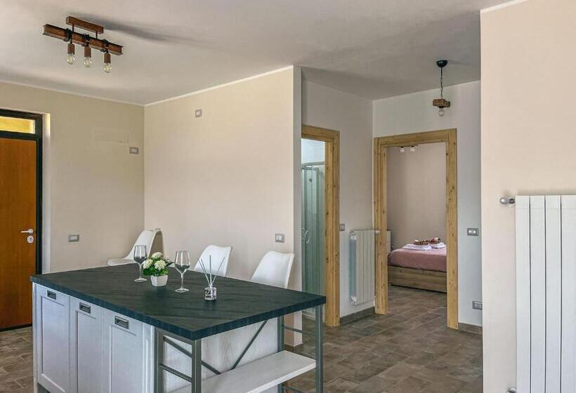 Апартаменты 2 Спальни, Villa Tuscia Apartments