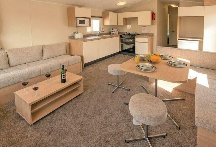 Дом 3 Спальни, Ryan Bay Holiday Park