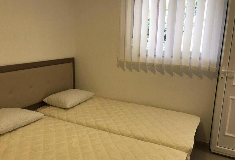 آپارتمان 1 خوابه, Vip Apartmani Canj