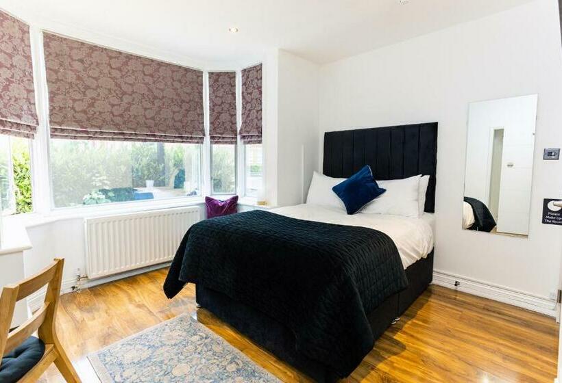 חדר סטנדרט, Cambridge House