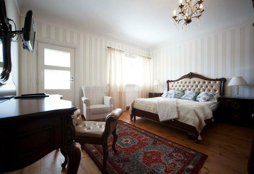Quarto Superior com Sacada, Hospitz