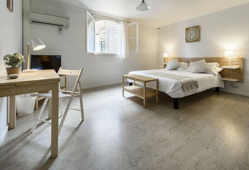 스탠다드 룸, Hôtel & Studios Astor